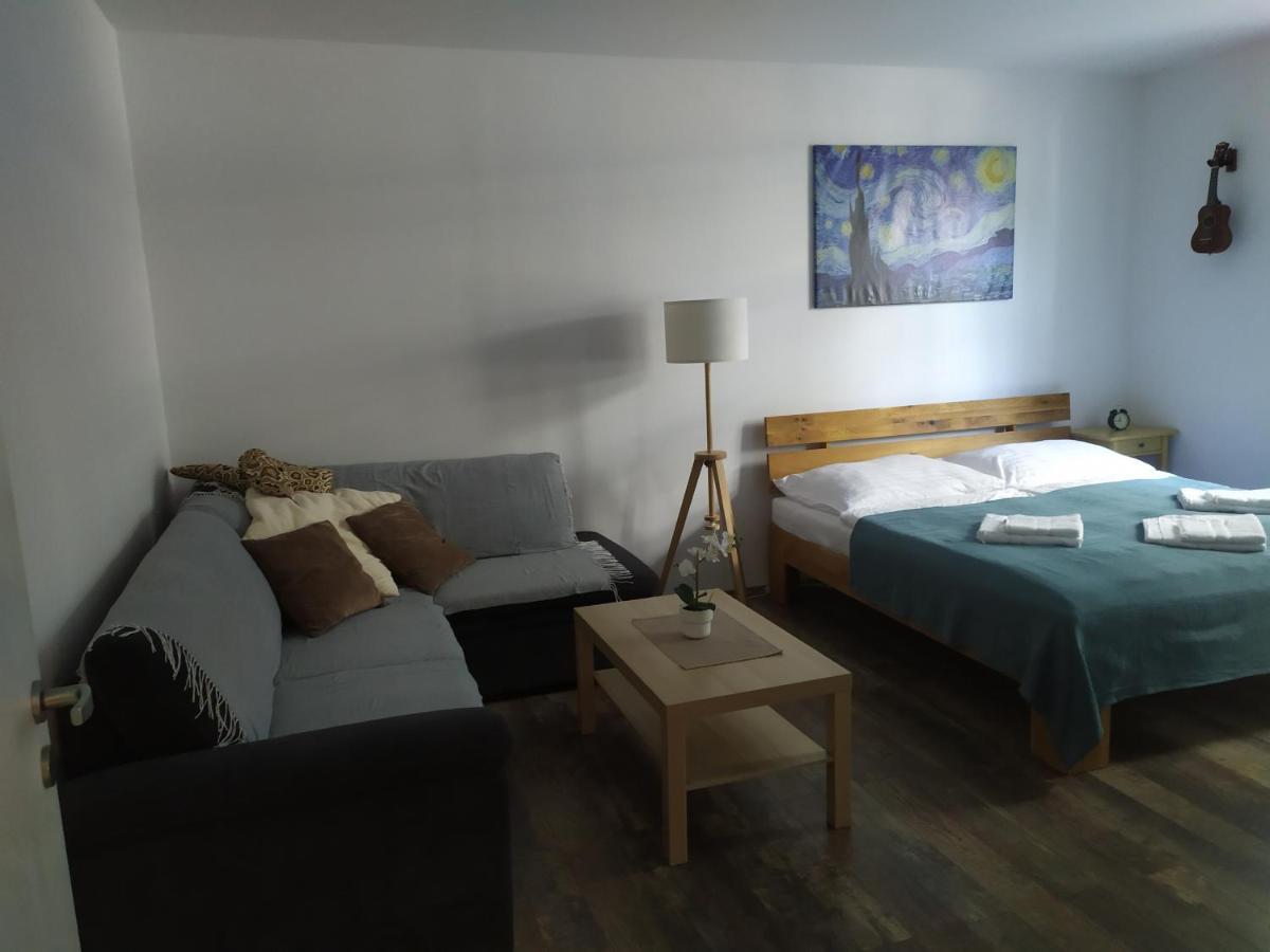 Pisqor Apartment - Self Check-In Bratysława Zewnętrze zdjęcie