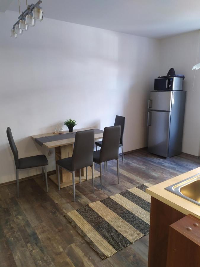 Pisqor Apartment - Self Check-In Bratysława Zewnętrze zdjęcie
